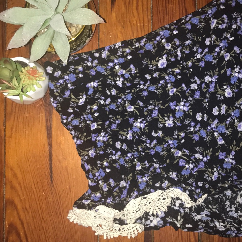 ☀️Forever 21| floral shorts